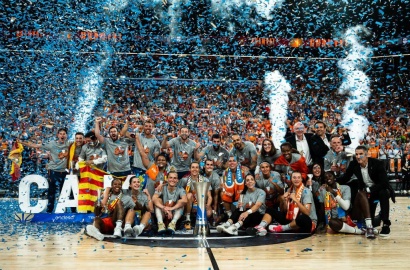Valencia Basket reina otra vez: cuarto título consecutivo de Liga con un final para la historia