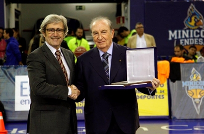 Fallece Eduardo Portela, una de las grandes figuras del baloncesto español y socio de la AEEB